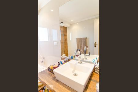 Apartamento à venda com 176m², 3 quartos e 2 vagas Apartamento à venda com 176m², 3 quartos e 2 vagasSuíte 1 - Banheiro