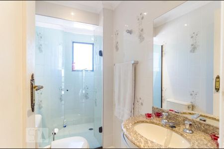 Apartamento à venda com 176m², 3 quartos e 2 vagas Apartamento à venda com 176m², 3 quartos e 2 vagasSuíte 3 - Banheiro