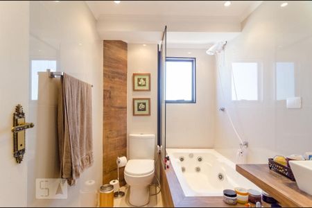 Apartamento à venda com 176m², 3 quartos e 2 vagas Apartamento à venda com 176m², 3 quartos e 2 vagasSuíte 1 - Banheiro