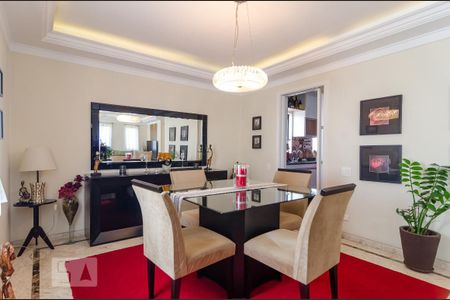 Apartamento à venda com 176m², 3 quartos e 2 vagas Apartamento à venda com 176m², 3 quartos e 2 vagasSala de Jantar