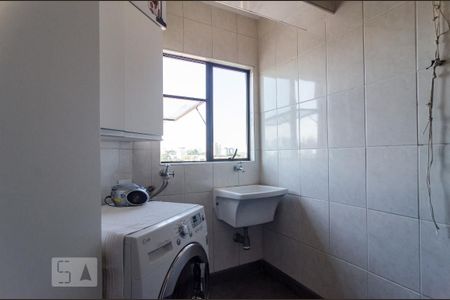 Apartamento à venda com 176m², 3 quartos e 2 vagas Apartamento à venda com 176m², 3 quartos e 2 vagasLavanderia
