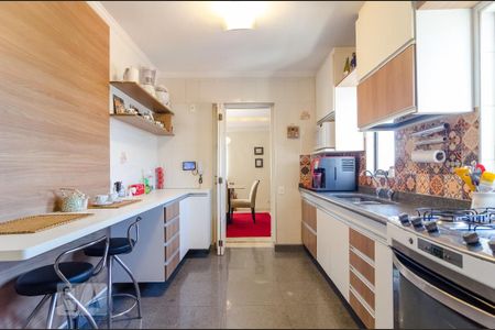 Apartamento à venda com 176m², 3 quartos e 2 vagas Apartamento à venda com 176m², 3 quartos e 2 vagasCozinha