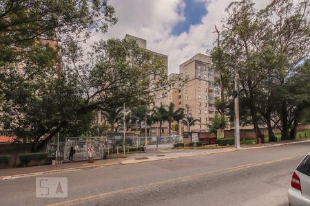 Apartamento para alugar com 45m², 2 quartos e 1 vaga Apartamento para alugar com 45m², 2 quartos e 1 vagaFachada