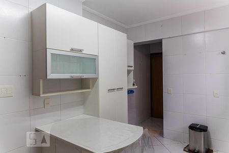 Apartamento à venda com 105m², 3 quartos e 2 vagasCozinha
