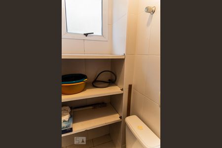 Apartamento à venda com 105m², 3 quartos e 2 vagasBanheiro de Serviço