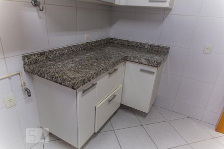 Apartamento à venda com 105m², 3 quartos e 2 vagasArmário