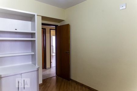 Apartamento à venda com 105m², 3 quartos e 2 vagasQuarto 2