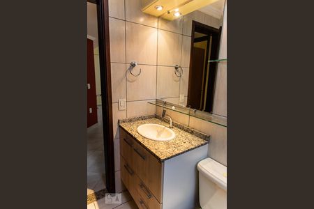 Apartamento à venda com 105m², 3 quartos e 2 vagasBanheiro