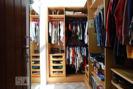 Apartamento para alugar com 280m², 4 quartos e 5 vagasQuarto 2