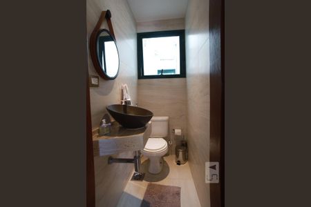 Apartamento para alugar com 280m², 4 quartos e 5 vagasLavabo