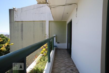 Apartamento para alugar com 280m², 4 quartos e 5 vagasVaranda