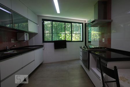 Apartamento para alugar com 280m², 4 quartos e 5 vagasCozinha