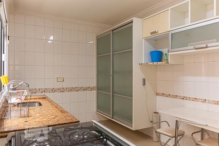 Casa para alugar com 99m², 3 quartos e 2 vagas Casa para alugar com 99m², 3 quartos e 2 vagasCozinha
