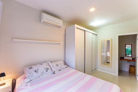 Suite de apartamento à venda com 2 quartos, 60m² em Fonseca, Niterói