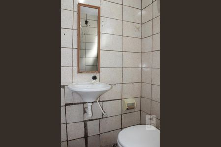 Casa para alugar com 120m², 2 quartos e 1 vagaBanheiro Social