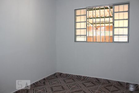 Quarto 2 de casa para alugar com 2 quartos, 120m² em Samambaia Norte (samambaia), Brasília