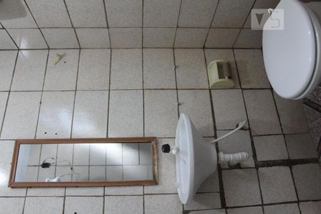 Casa para alugar com 120m², 2 quartos e 1 vagaBanheiro Social