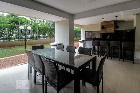Apartamento para alugar com 57m², 2 quartos e 2 vagas Apartamento para alugar com 57m², 2 quartos e 2 vagasÁrea comum - Churrasqueira