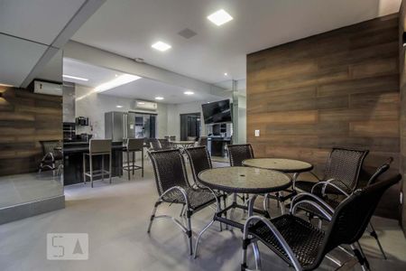 Apartamento para alugar com 57m², 2 quartos e 2 vagas Apartamento para alugar com 57m², 2 quartos e 2 vagasÁrea comum - Salão Gourmet