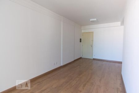 Sala de apartamento à venda com 2 quartos, 70m² em Cambuí, Campinas