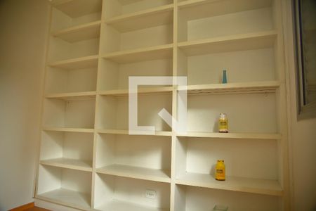 Apartamento à venda com 89m², 3 quartos e 1 vagaQuarto 2