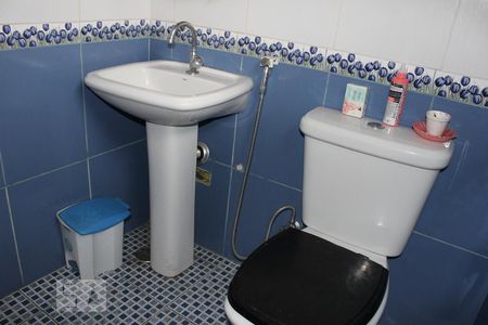 Casa à venda com 165m², 3 quartos e 1 vagabanheiro