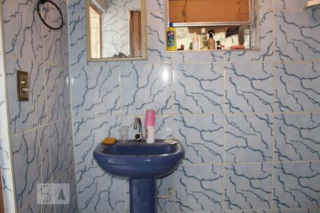 Casa à venda com 165m², 3 quartos e 1 vagabanheiro suite