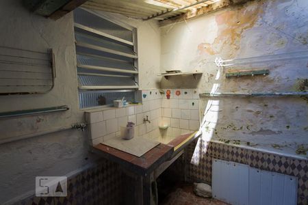 Casa à venda com 165m², 2 quartos e 1 vagaLavanderia