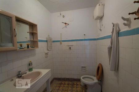 Banheiro de casa à venda com 2 quartos, 165m² em Jardim da Gloria, São Paulo