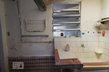 Casa à venda com 165m², 2 quartos e 1 vagaLavanderia