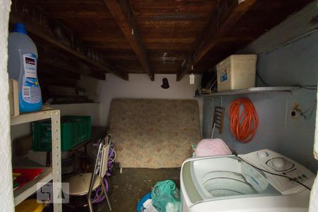 Casa à venda com 165m², 2 quartos e 1 vagaQuarto de Serviço