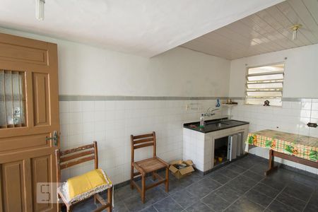 Casa à venda com 165m², 2 quartos e 1 vagaCozinha