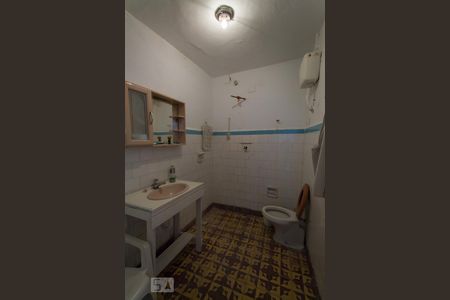 Banheiro de casa à venda com 2 quartos, 165m² em Jardim da Gloria, São Paulo