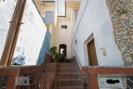 Casa à venda com 165m², 2 quartos e 1 vagaFachada