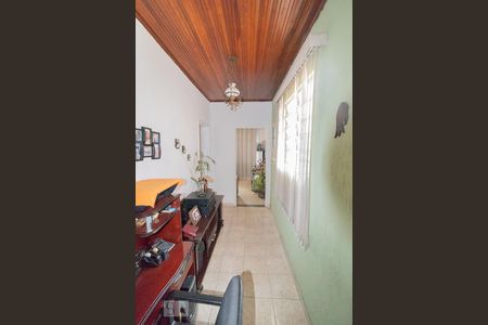 Corredor de casa à venda com 5 quartos, 440m² em Chora Menino, São Paulo