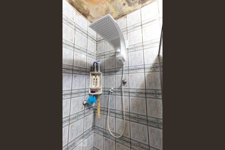 Casa à venda com 70m², 2 quartos e 2 vagas Casa à venda com 70m², 2 quartos e 2 vagasBanheiro