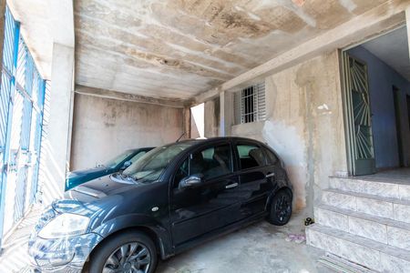 Casa à venda com 70m², 2 quartos e 2 vagas Casa à venda com 70m², 2 quartos e 2 vagasGaragem