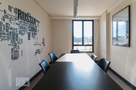 Apartamento para alugar com 36m², 1 quarto e 1 vagaÁrea Comum - Sala de Reunião
