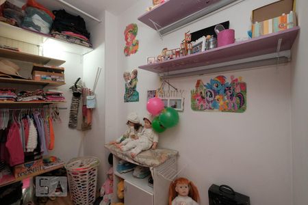 Apartamento à venda com 105m², 3 quartos e 2 vagasQuarto 4