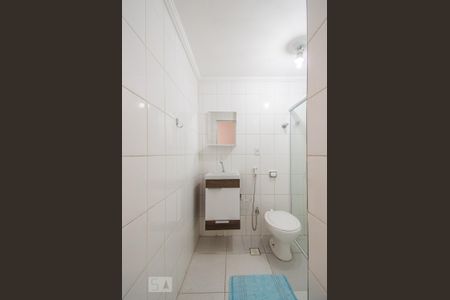 Banheiro de apartamento para alugar com 1 quarto, 27m² em Aclimação, São Paulo