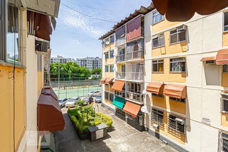 Vista Sala e Quartos de apartamento para alugar com 2 quartos, 48m² em Taquara, Rio de Janeiro