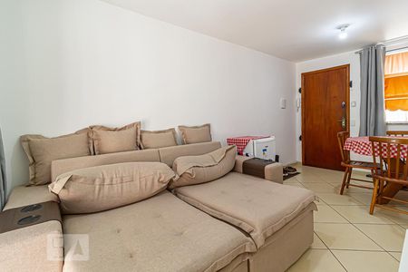 Sala de apartamento para alugar com 2 quartos, 48m² em Taquara, Rio de Janeiro