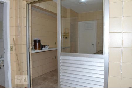 Apartamento à venda com 110m², 3 quartos e 1 vagaÁrea de Serviço