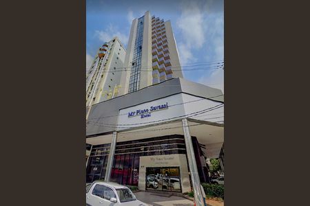 Studio para alugar com 42m², 1 quarto e 1 vaga Studio para alugar com 42m², 1 quarto e 1 vagaFachada