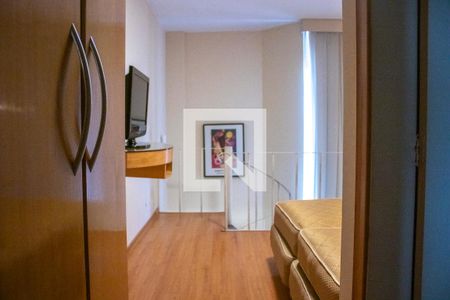 Studio para alugar com 42m², 1 quarto e 1 vaga Studio para alugar com 42m², 1 quarto e 1 vagaQuarto