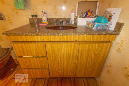 Casa para alugar com 255m², 4 quartos e 3 vagasBanheiro Social