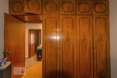 Casa para alugar com 255m², 4 quartos e 3 vagasQuarto 1