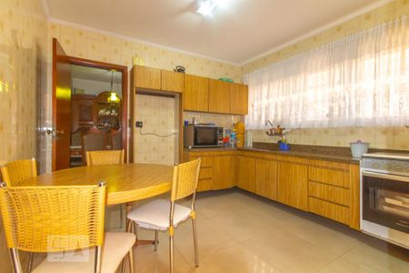 Casa para alugar com 255m², 4 quartos e 3 vagasCozinha