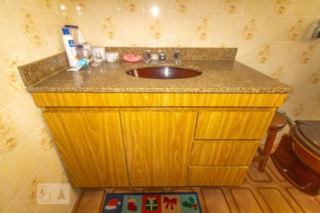 Casa para alugar com 255m², 4 quartos e 3 vagasBanheiro Suíte