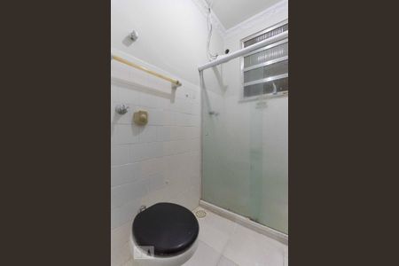 Apartamento à venda com 60m², 2 quartos e sem vaga Apartamento à venda com 60m², 2 quartos e sem vagaBanheiro Social - Box de vidro